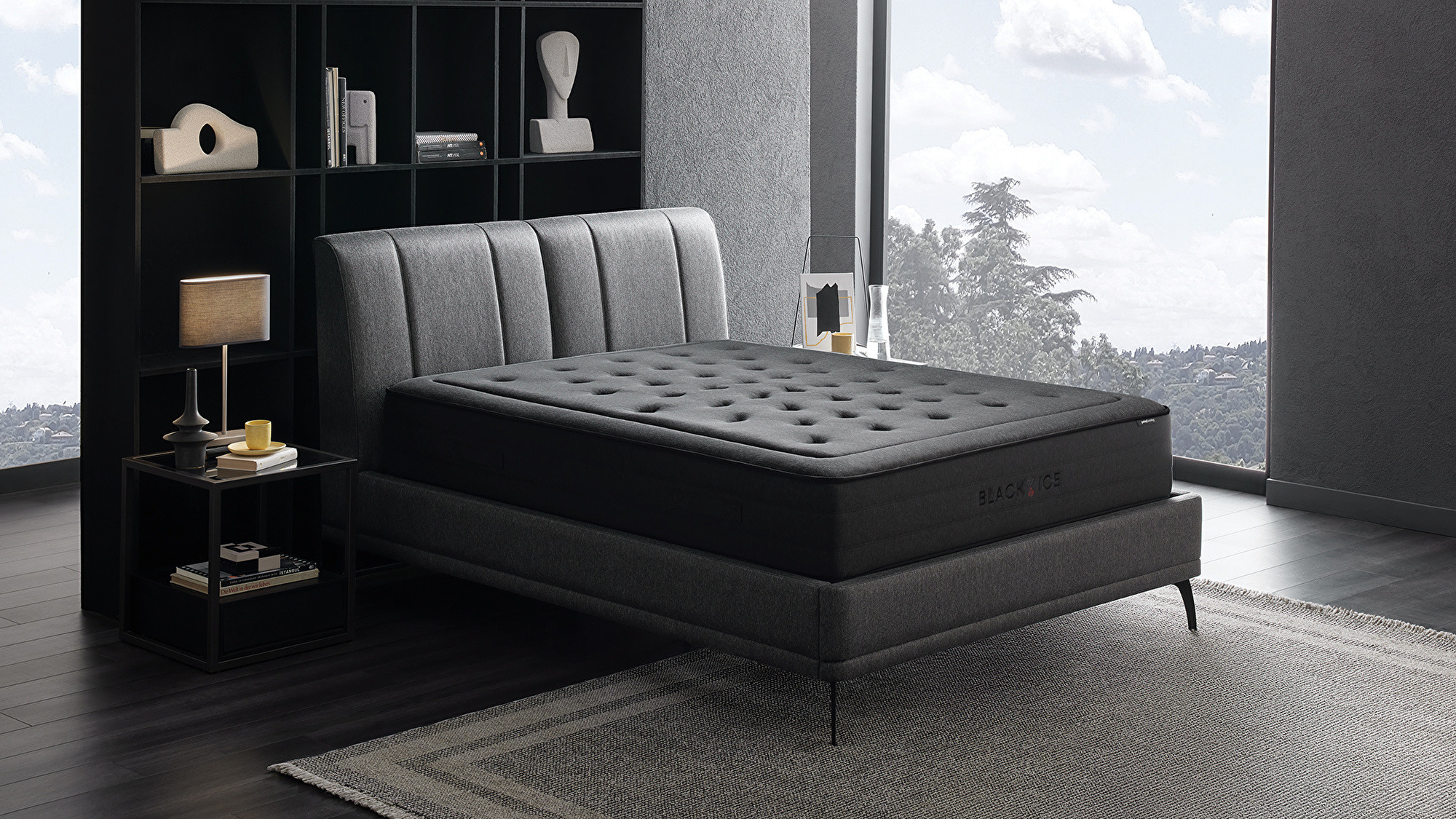Set met Black Ice matras, boxspring en hoofdbord