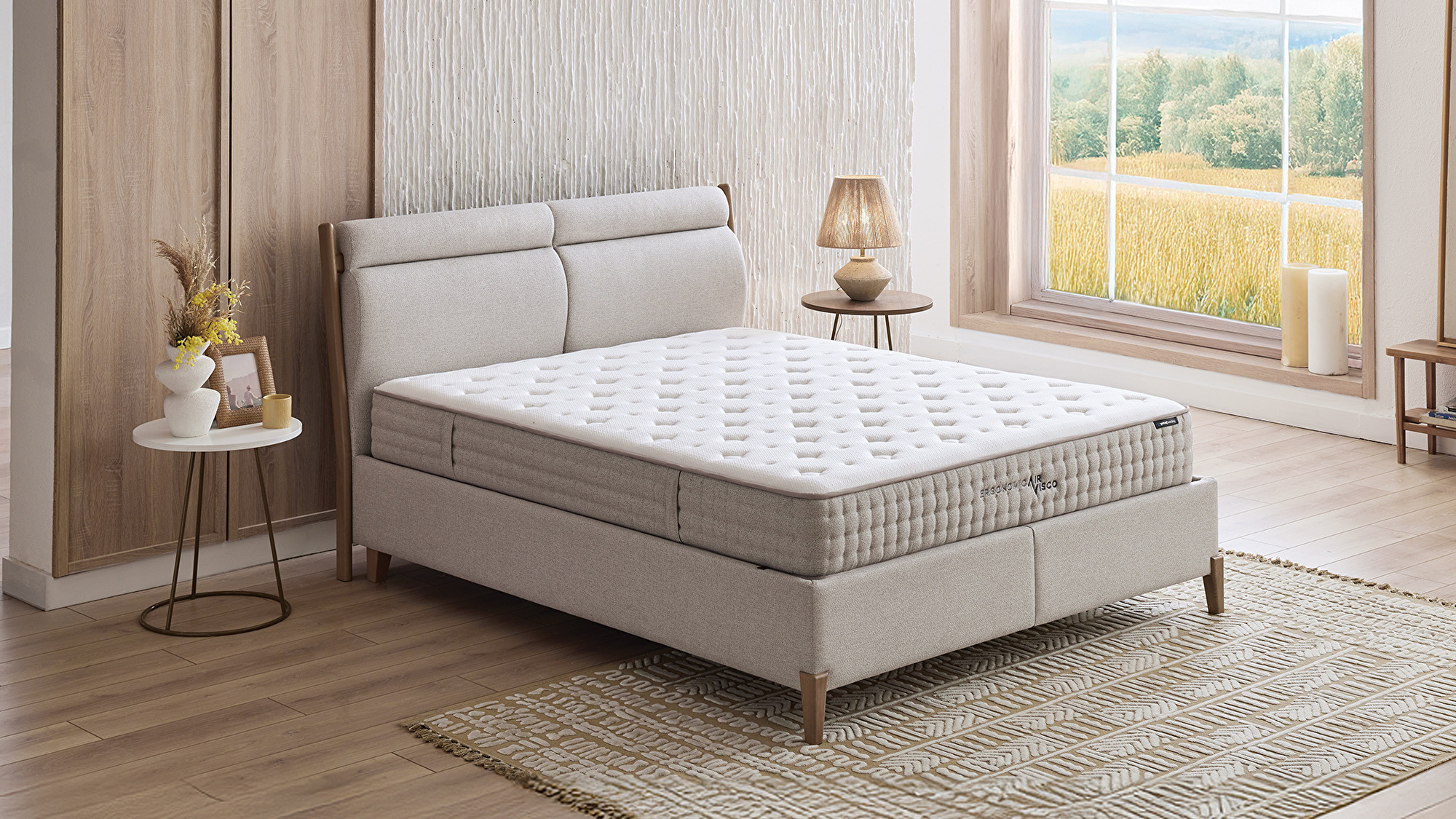 Set met Ergonomic Air matras, boxspring en hoofdbord