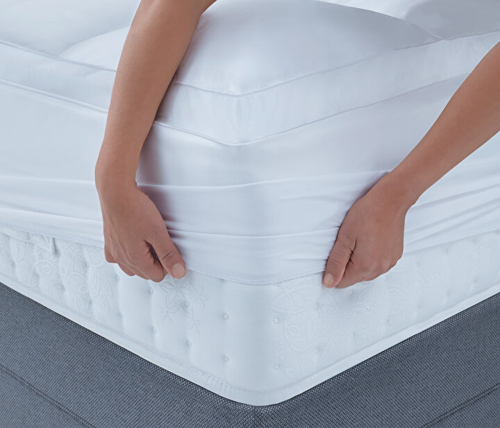 Supreme Air - White Sleeping Pad