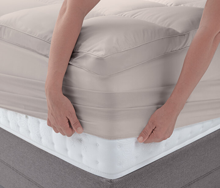 Supreme Air - Cream Sleep Pad