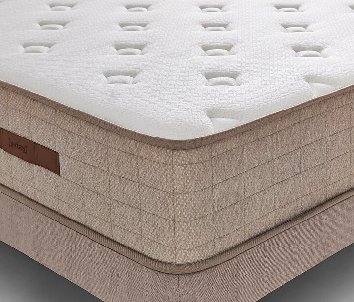 Majestat First Class