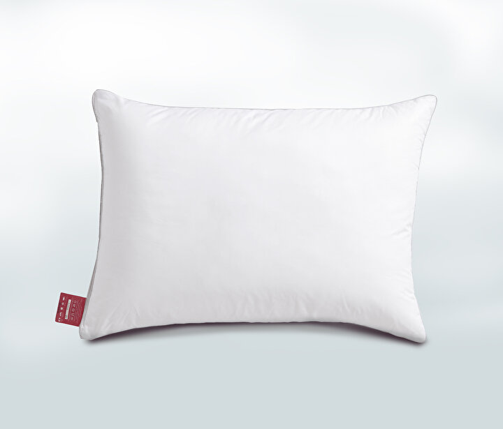 Dacron® Suprelle® Memory Pillow
