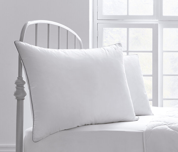 Dacron® Suprelle® Memory Pillow