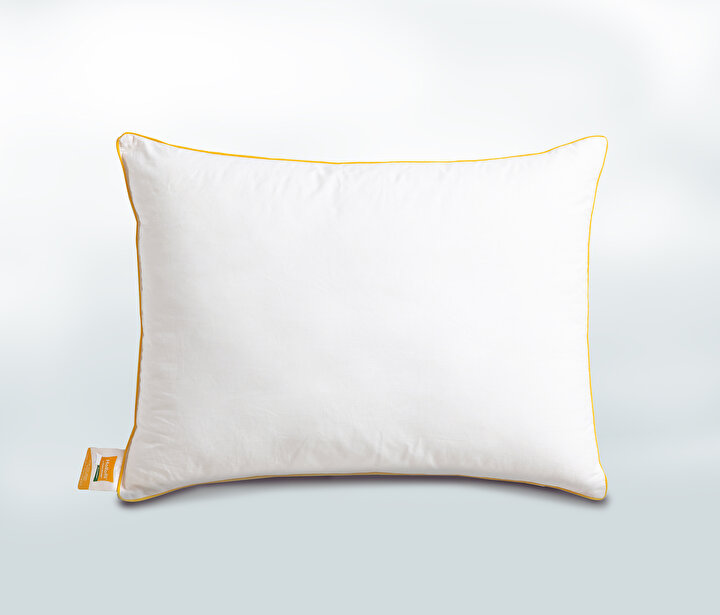 Dacron® Hollofil® Allerban® Pillow