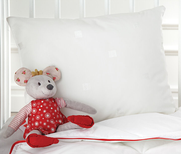 Dacron® 95 Baby Pillow