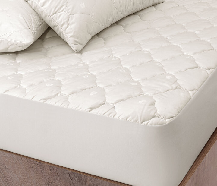 Vilnawashed Wool Mattress Protector