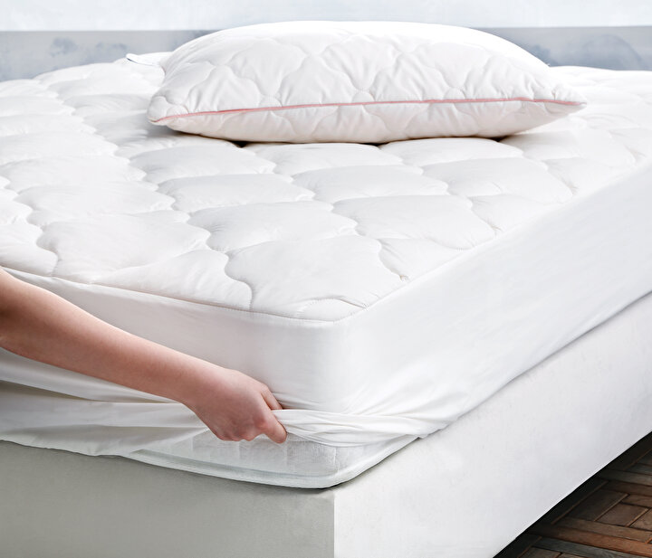 Superwashed Wool Mattress Protector