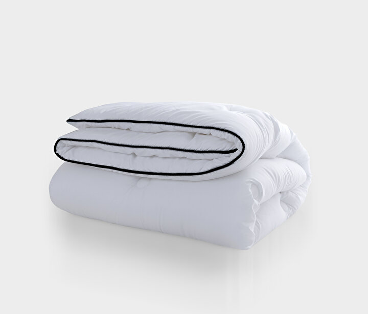 Dacron® Microfiber Quilt